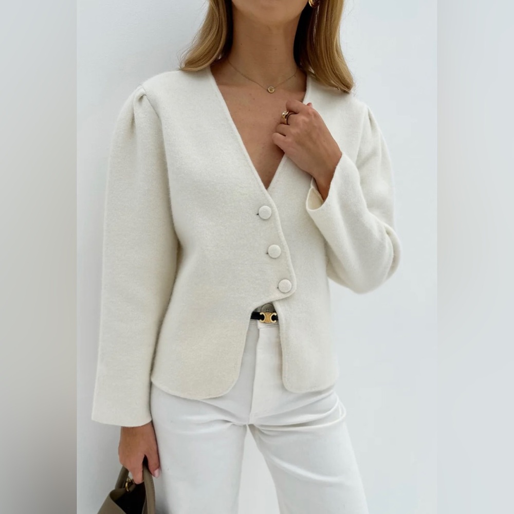 Vita Grace Stone White Cardigan O/S